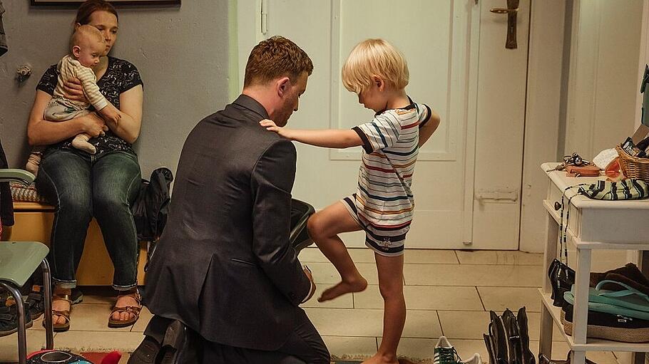 Flimszene aus Karoline Herfurths Spielfilm &bdquo;Wundersch&ouml;n&ldquo;