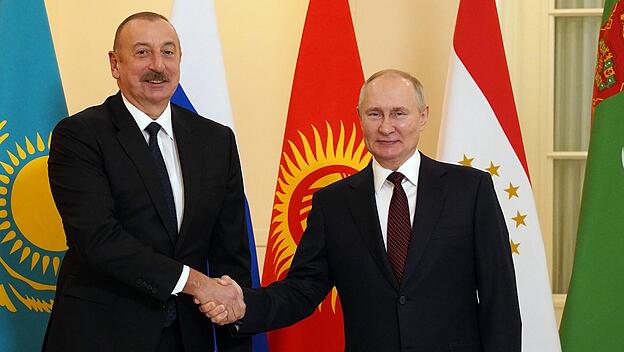 Wladimir Putin und der aserbaidschanische Präsident Ilham Aliyev
