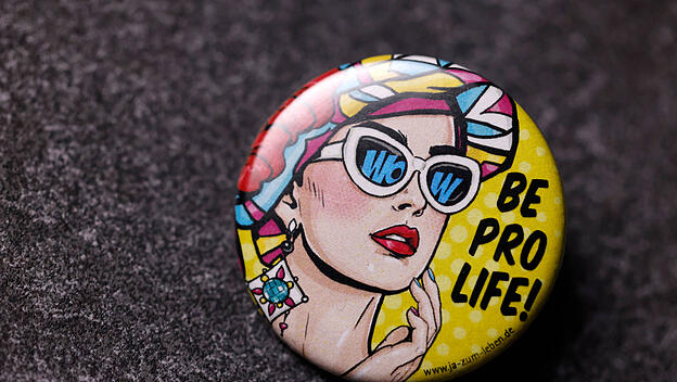 Button mit Aufschrift "Be Pro Life!"