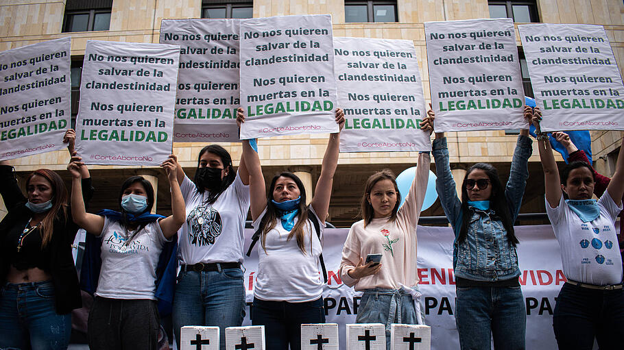 Pro Life Demo in Bogota