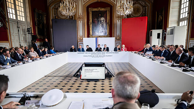 &bdquo;Koalition der Willigen&ldquo; trifft sich unter Macrons Regie