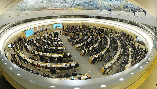 Blick in den Sitzungssaal des Menschenrechtsrates der Vereinten Nationen