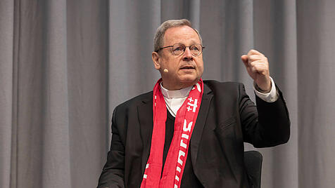 Der Limburger Bischof Georg Bätzing beim Evangelischen Kirchentag