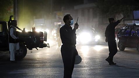 Kabul: Sicherheitskräfte arbeiten am Ort einer Explosion
