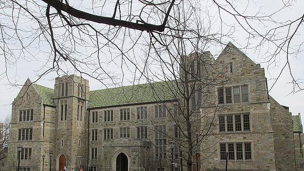 "Boston College's School of Theology and Ministry" befindet sich in der Trägerschaft der Jesuiten