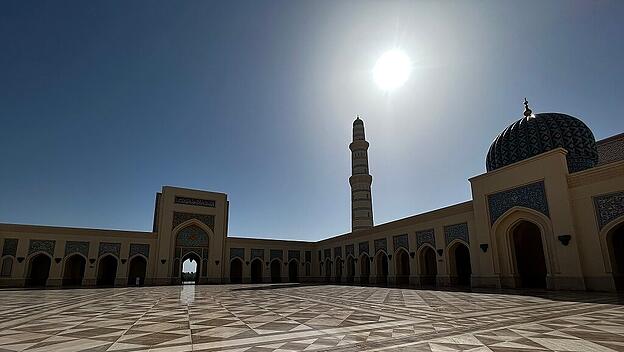 Prachtvolle Sultan-Qabus-Moschee