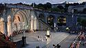 Lichterprozession im Heiligen Bezirk von Lourdes