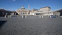 Coronavirus: Leerer Petersplatz im Vatikan