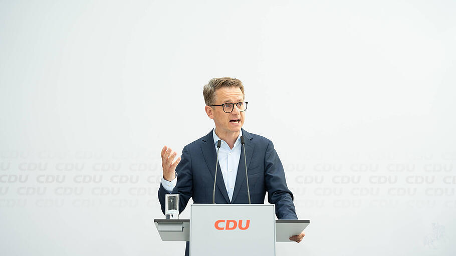 CDU Deutschlands Gremiensitzungen im Konrad-Adenauer-Haus in Berlin Pressekonferenz nach Gremiensitzungen Carsten Linnem