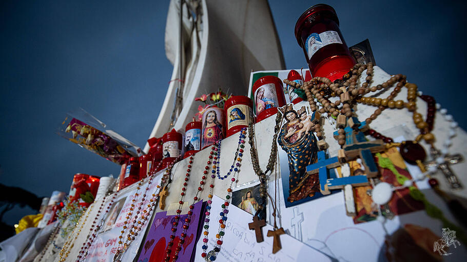 Gebete für kranken Papst Franziskus