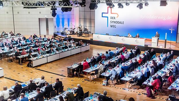 Nach zweiten Tag der Synodalversammlung scheint der Umbau der Kirche nach Diversity-Regeln fix