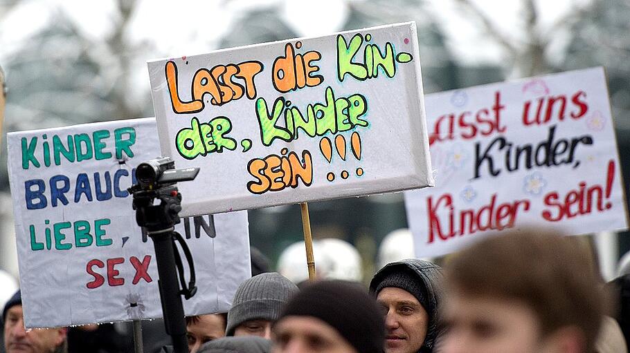 Demonstranten gegen Sex in der Schule