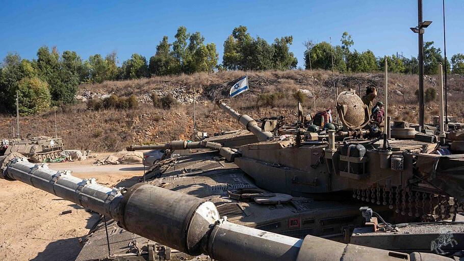 Israelische Truppen an der Grenze zum Libanon