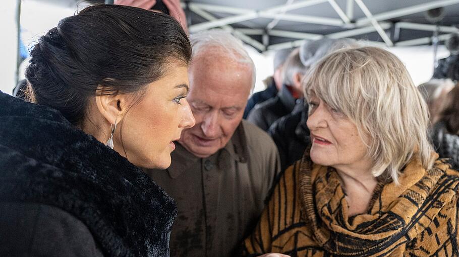 Wagenknecht, Lafontaine und Schwarzer bei der Demo in Berlin