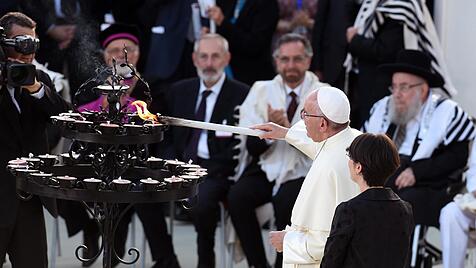 Papst Franziskus in Assisi