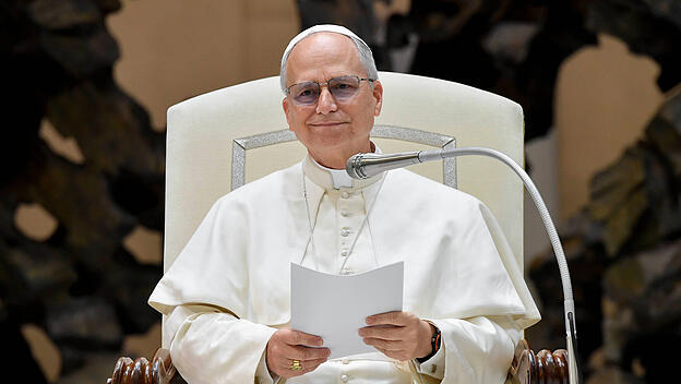 Leo XIV. während Audienz