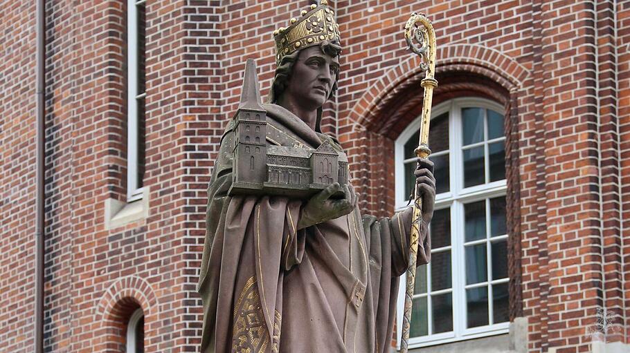 Ansgar von Hamburg Statue