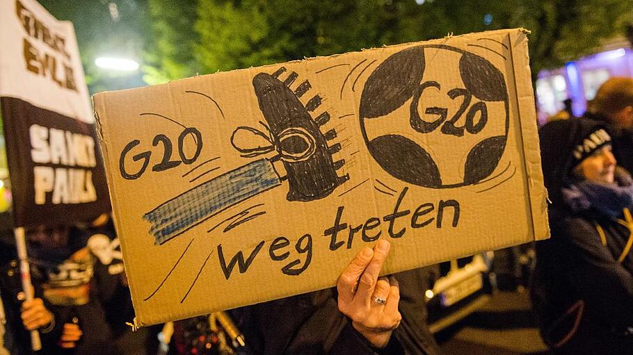 Demo gegen G20 der FC St. Pauli Fanszene