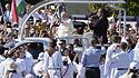 Franziskus wirbt in Budapest für die eucharistische Anbetung
