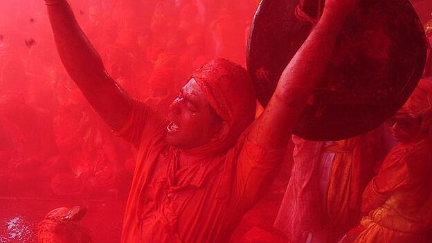 Lathmar-Holi-Feierlichkeiten in Indien