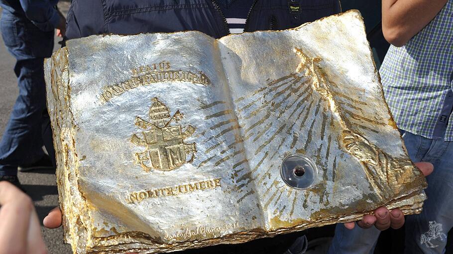 Blut-Reliquie von Johannes Paul II.