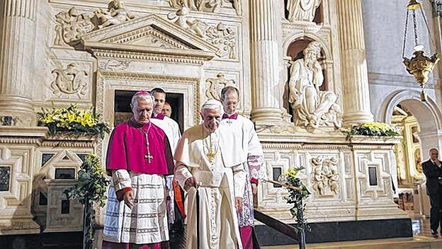 Papst Benedikt XVI. im Heiligen Haus in Loreto