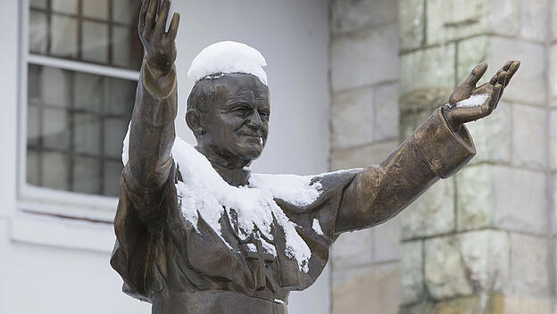 Statue des heiligen Papst Johannes Paul II.