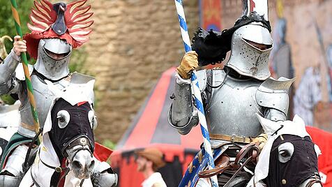 cavalier m&eacute;di&eacute;val