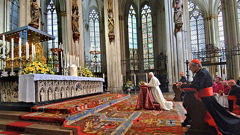 Papst Benedikt XVI. beim Weltjugendtag in Köln