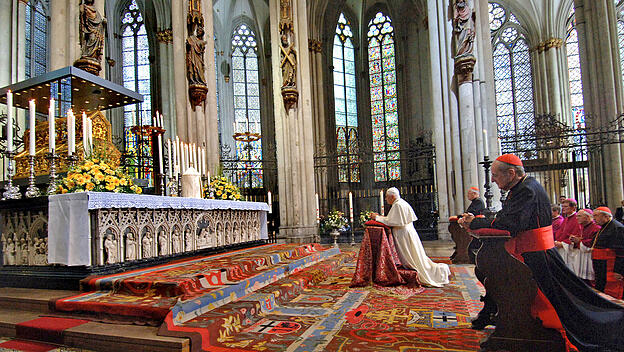 Papst Benedikt XVI. beim Weltjugendtag in Köln