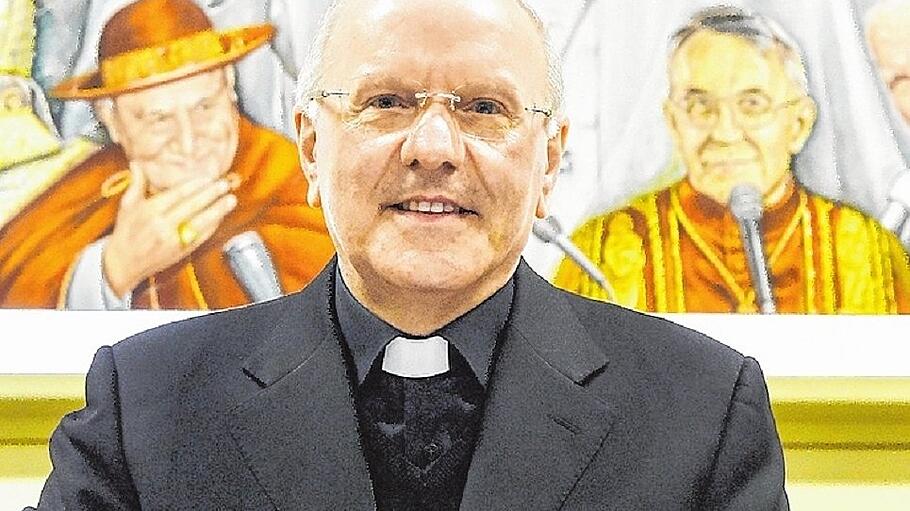 Bischof Nunzio Galantino, der neue „Zentralbank-Chef“ des Papstes