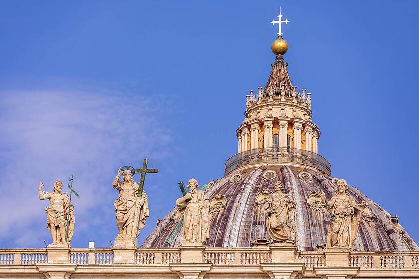 Kuppel von Michelangelo, Petersdom, Vatikan, Rom, Latium, Italien Dome of Michelangelo, St Peter s Basilica, Vatican, Ro