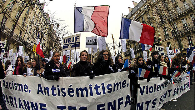 Frankreich demonstriert gegen Antisemitismus