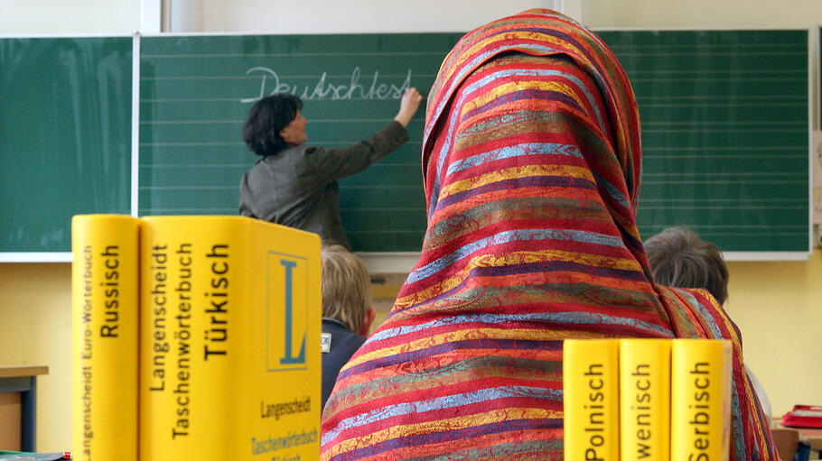 Tübinger Oberbürgermeister gegen Kinderkopftuch an Schulen