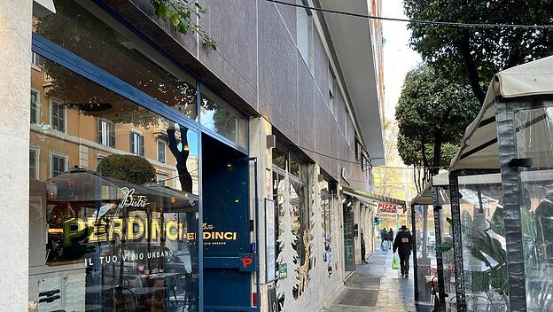 das Bistro &bdquo;Perdinci&ldquo;