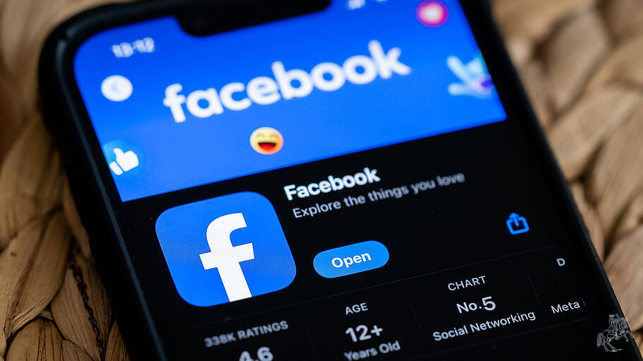 Facebook App